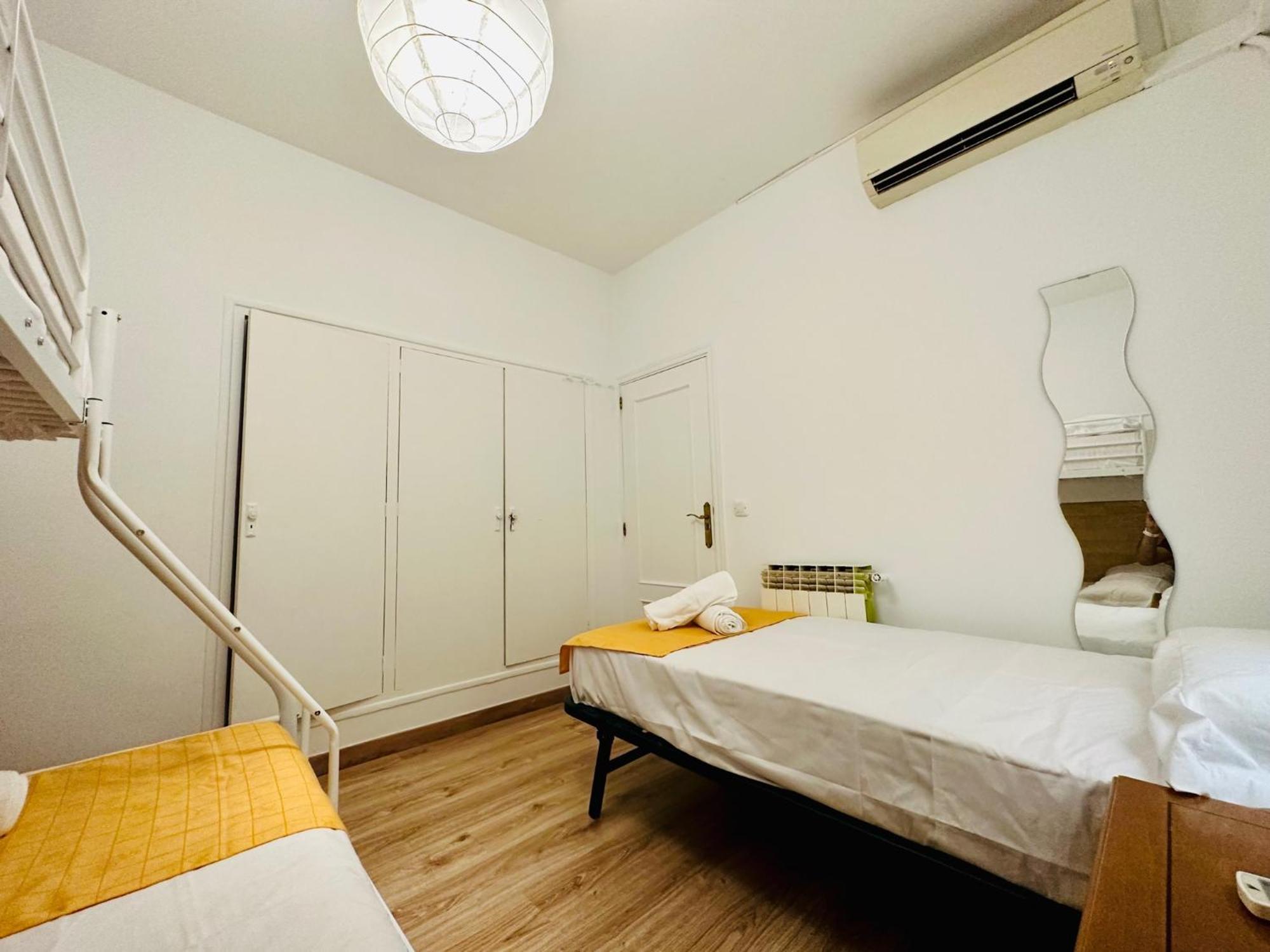 Punta Me Rooms In Madrid Downtown Εξωτερικό φωτογραφία