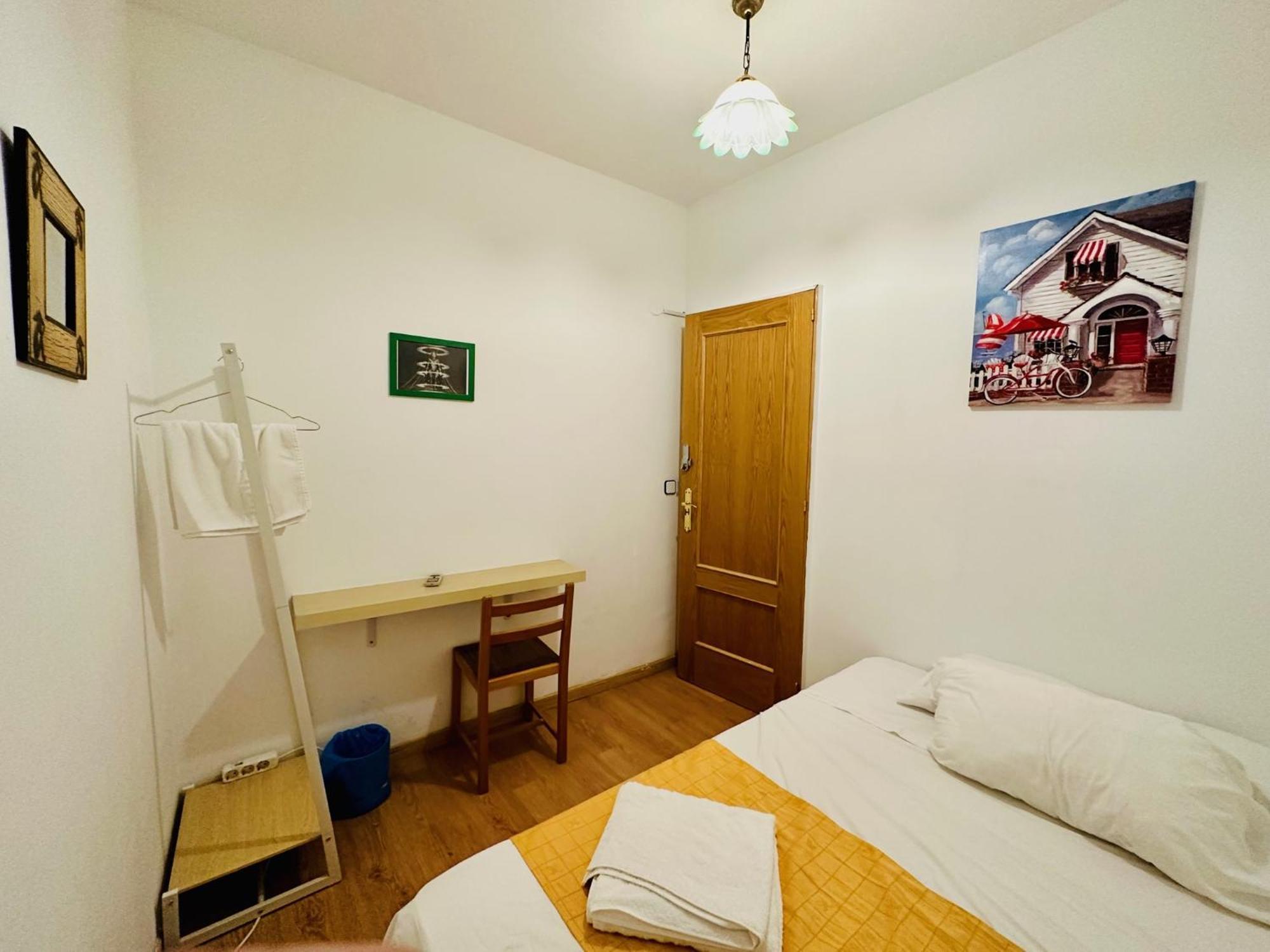 Punta Me Rooms In Madrid Downtown Εξωτερικό φωτογραφία