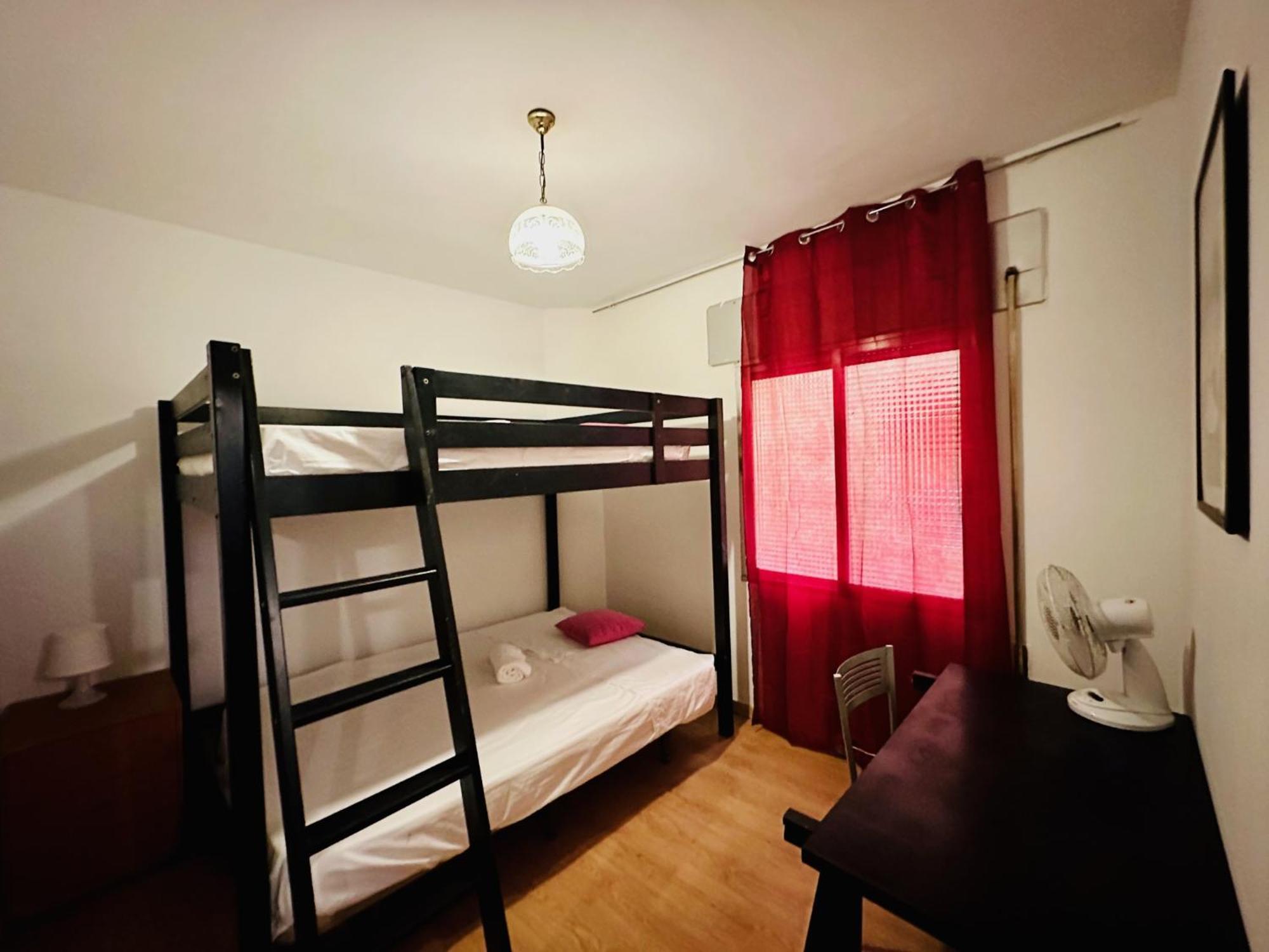 Punta Me Rooms In Madrid Downtown Εξωτερικό φωτογραφία